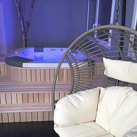 Du Bout Du Monde Otel