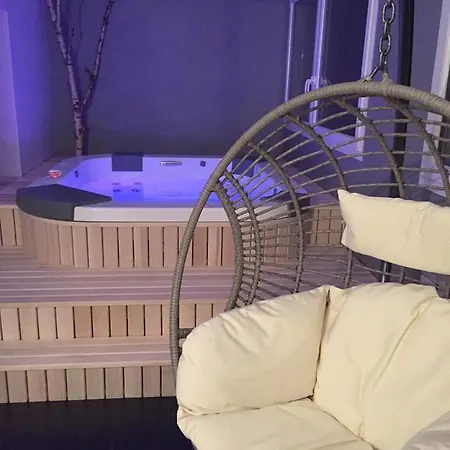 Du Bout Du Monde Hotel 3*