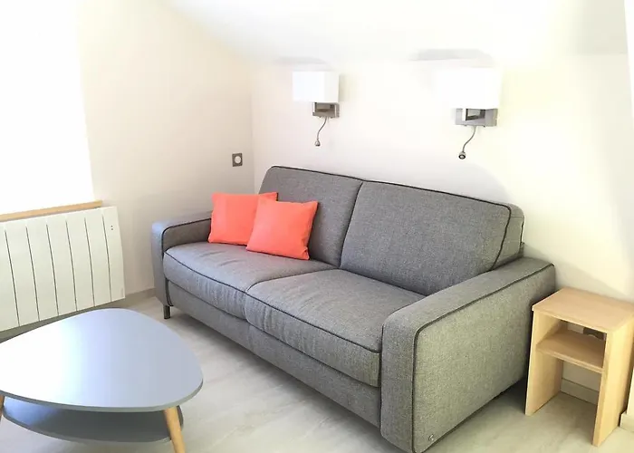 Hotel Du Bout Du Monde Saint-Georges (Cantal)